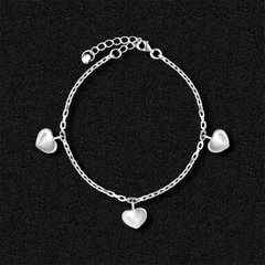 Женский серебряный браслет с сердечками