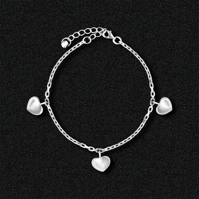 Жіночий срібний браслет з сердечками