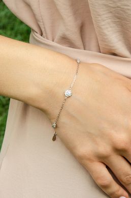 Women's silver bracelet