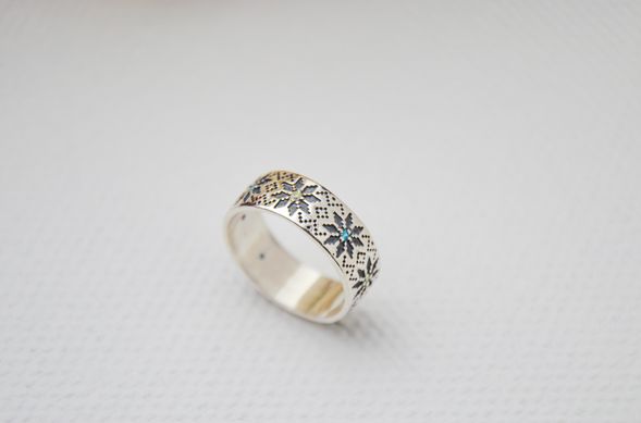 Silver Vishivanka-ring with yellow & skiey stones