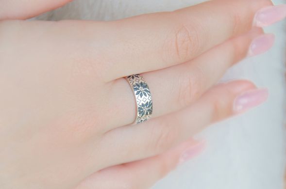 Серебряное кольцо Вышиванка