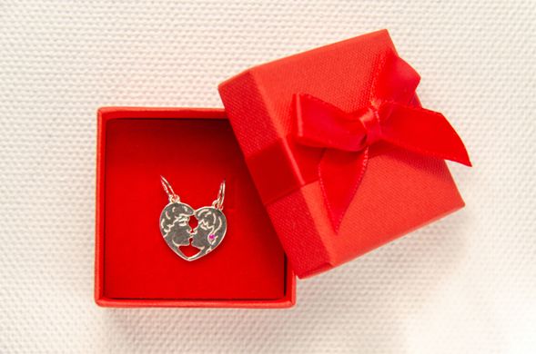 Silver pendant "Heart kiss"