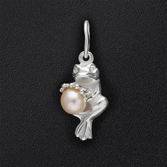 Silver pendant "Frog with a pearl"