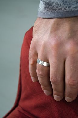 Серебряное обручальное кольцо "Американка"