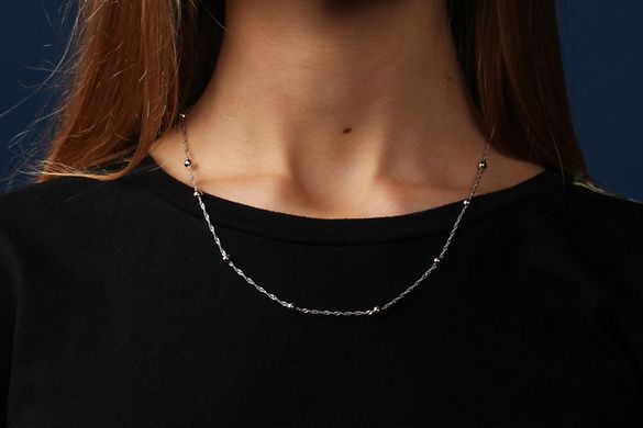 Women's silver chain with balls